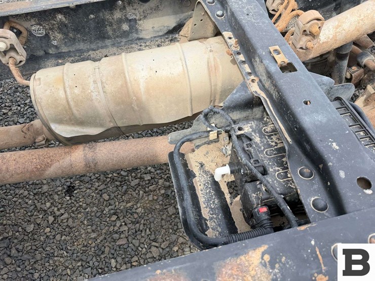 2011-ford-f350-image-16