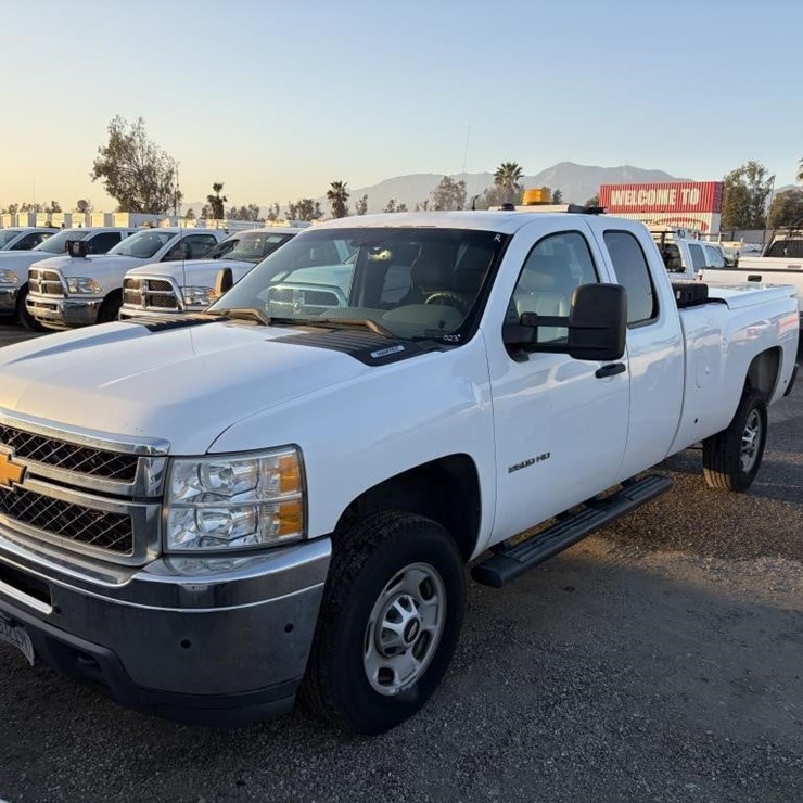 2013 CHEVROLET 2500