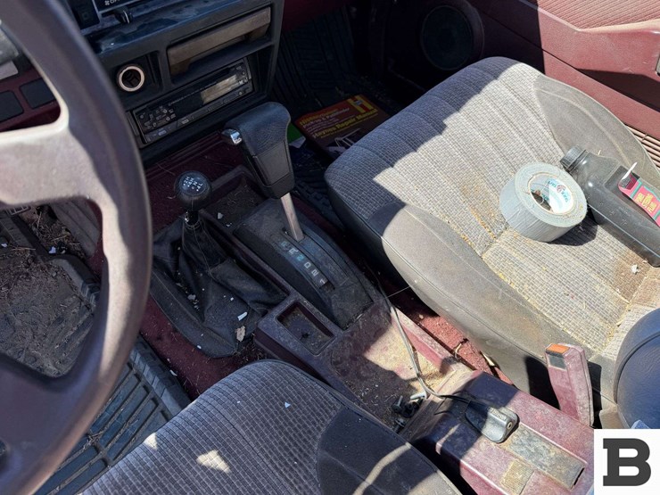 1987-nissan-pickup-image-28