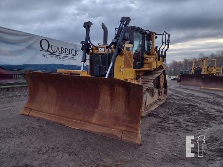 2015-caterpillar-d6t-xl-image-38