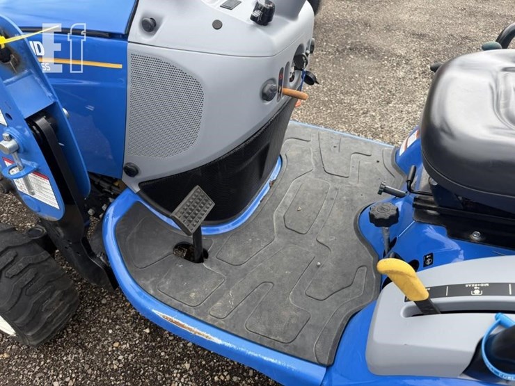 2022-new-holland-workmaster-25s-image-11