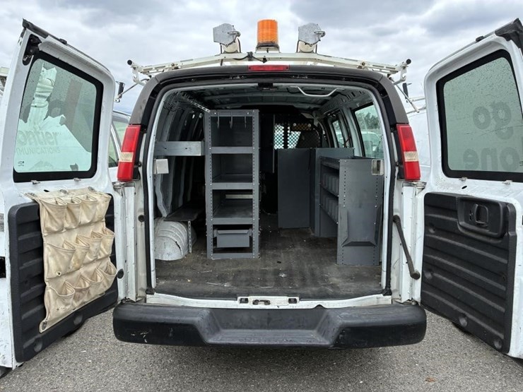 2007-chevrolet-express-2500-image-15