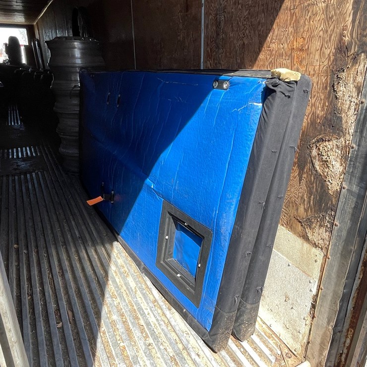 #10413 • Temperature Control Divider for Reefer Trailer