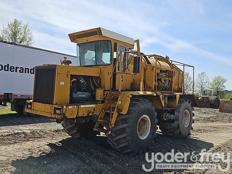 rickel-big-a-3500,-liquid-fertilizer-spreader-image-1