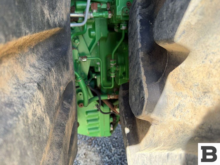 2013-john-deere-7200r-image-71