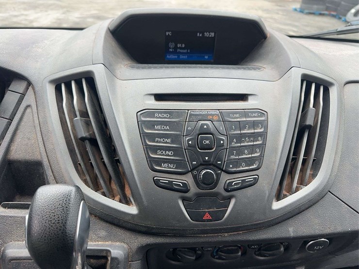 2018-ford-transit-image-23