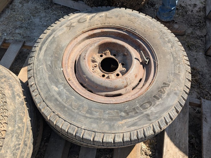 #5488-•-goodyear-and-michelin-image-6