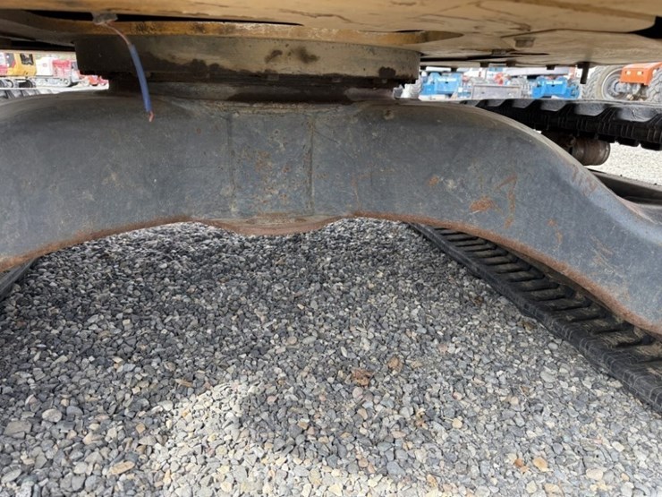 2018-deere-35g-image-23