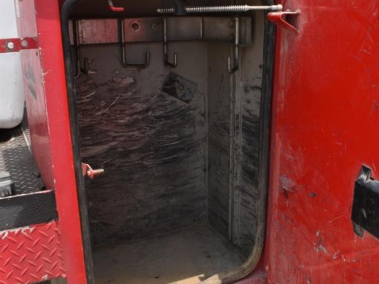 2018-ford-f550-image-9