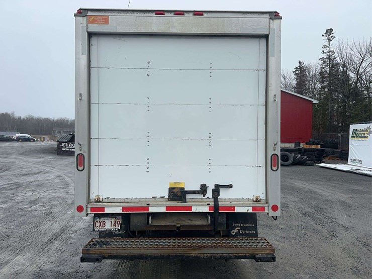 2018-ford-transit-image-6