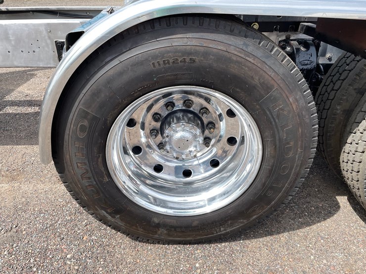 1970-peterbilt-358-image-37