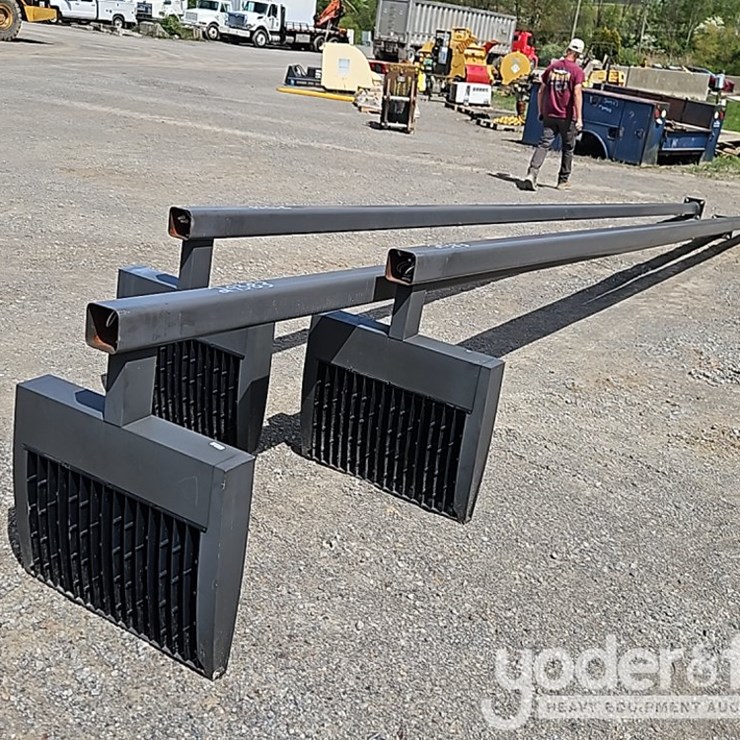 Light Poles W/ LED Fixtures (5of)