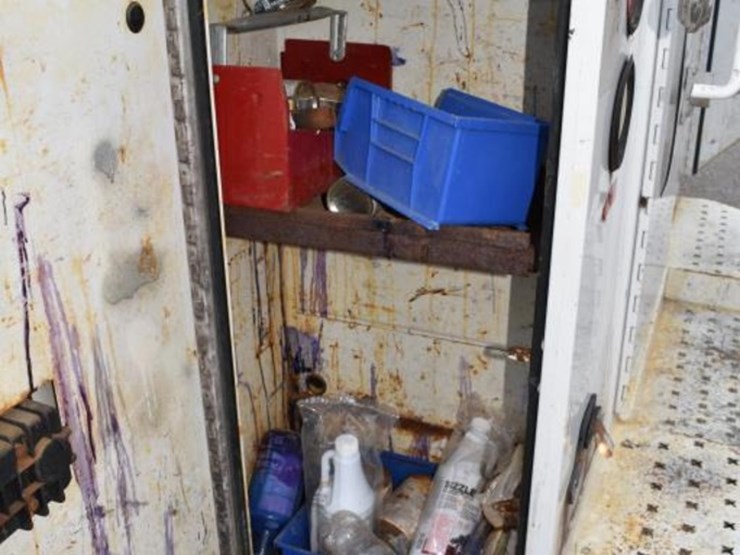 2013-ford-e350-image-13