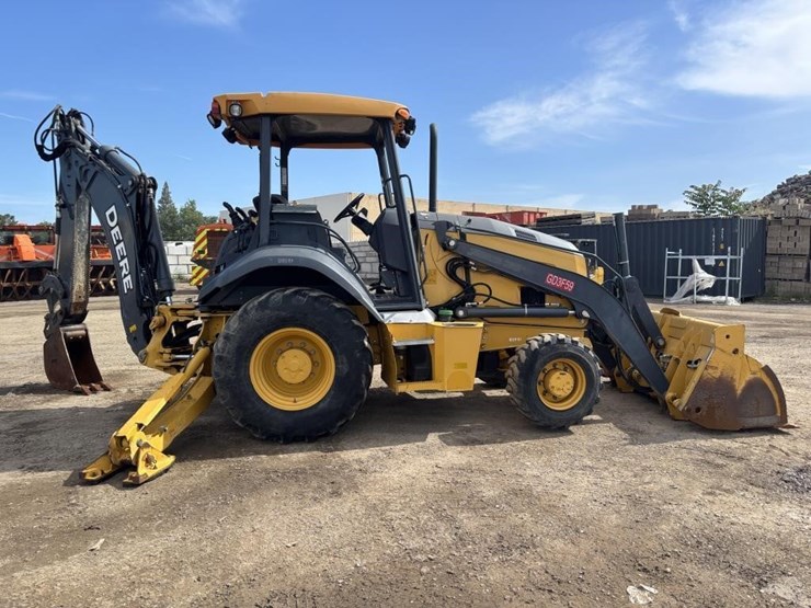 2019-deere-310l-ep-image-7