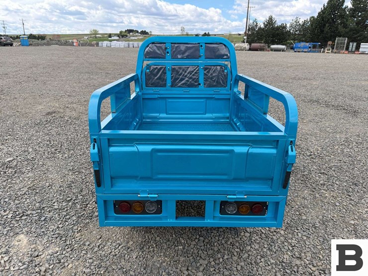 2025-ir-iret13-electric-tricycle-image-4