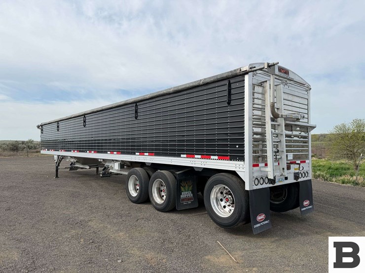 2017-timpte-hopper-bottom-image-3