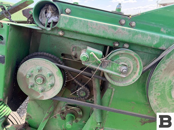 john-deere-820-image-34
