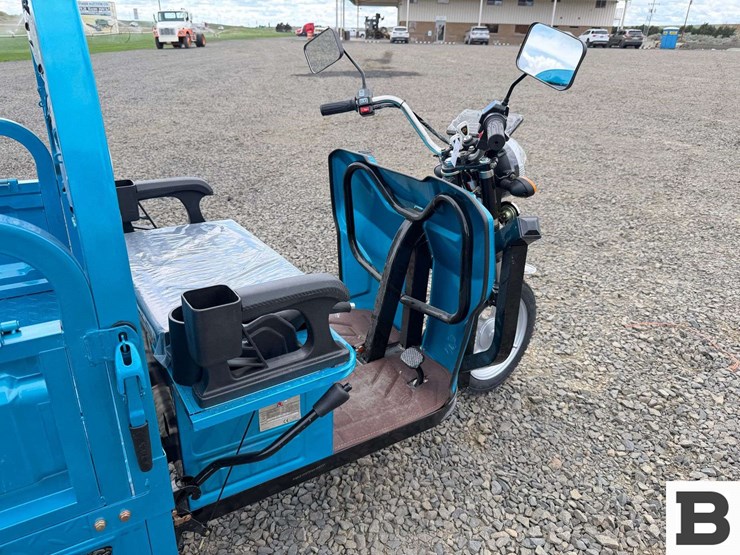 2025-ir-iret13-electric-tricycle-image-17