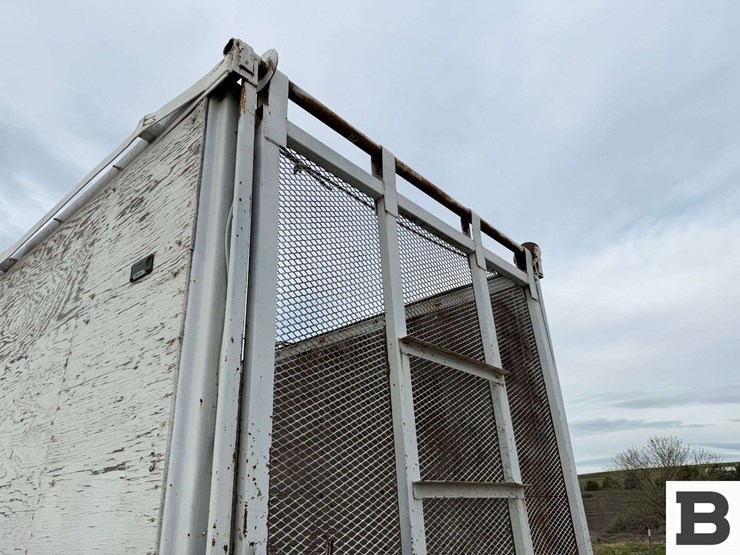 1984-fruehauf-open-top-image-19