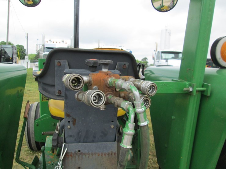 john-deere-2550-image-10