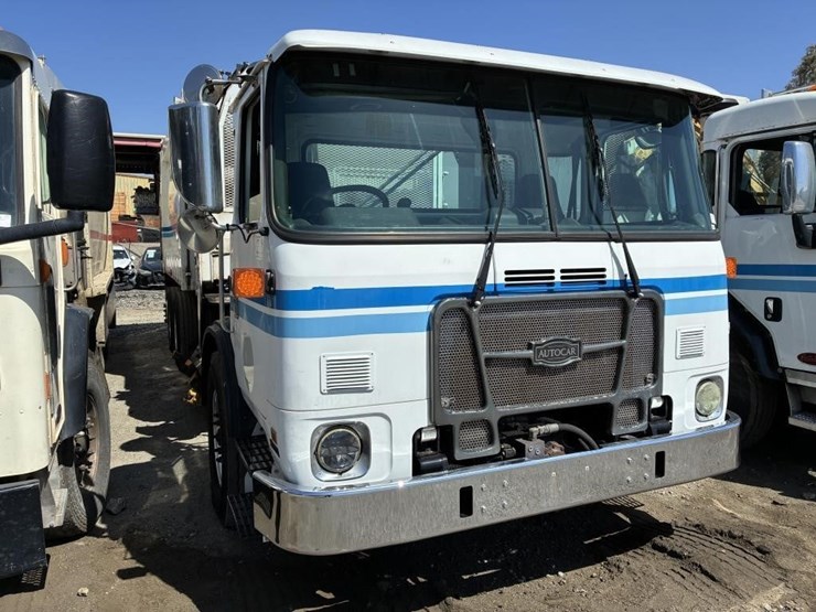 2017-autocar-xpeditor-acx-image-2