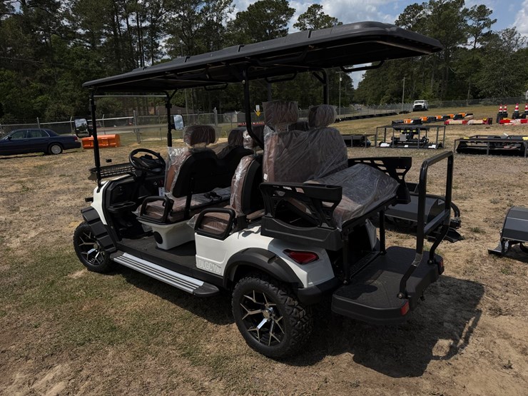 #581-•-#580-•-golf-cart-image-2