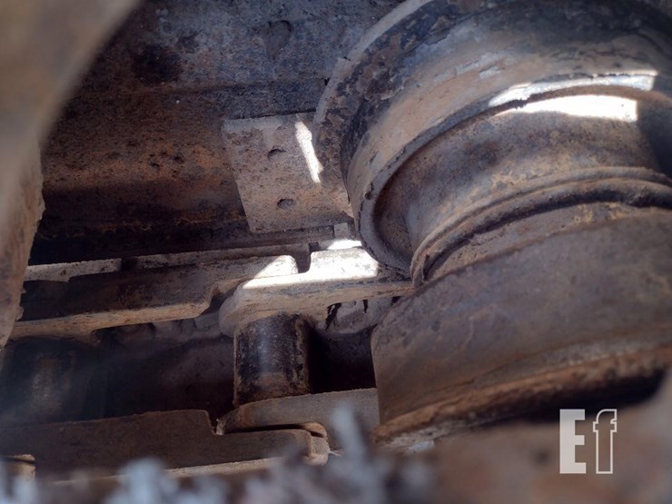 2004-deere-550j-lt-image-17