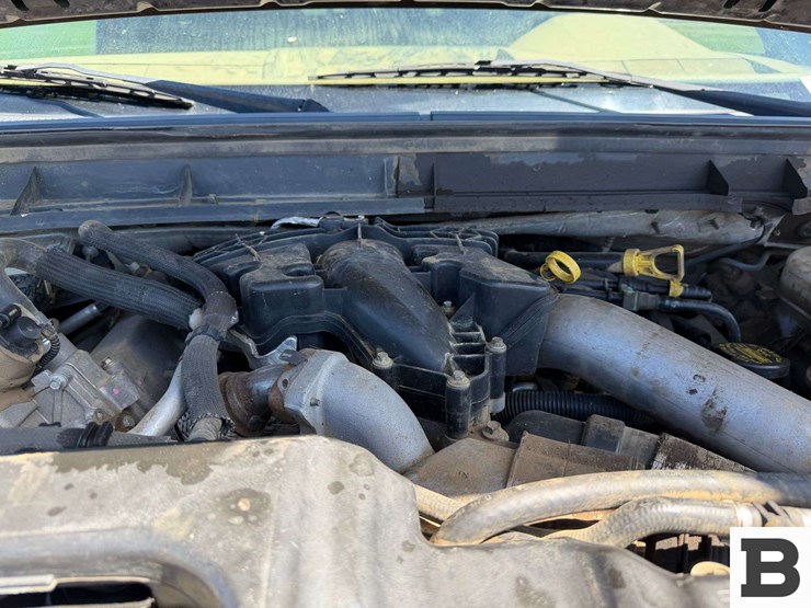 2011-ford-f350-image-38