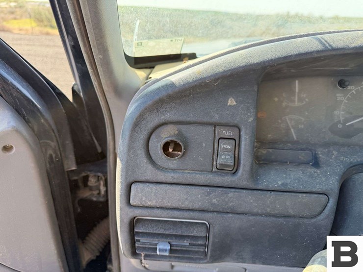 1997-ford-f350-image-29