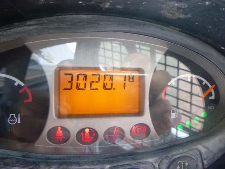 2019-bobcat-t770-image-33