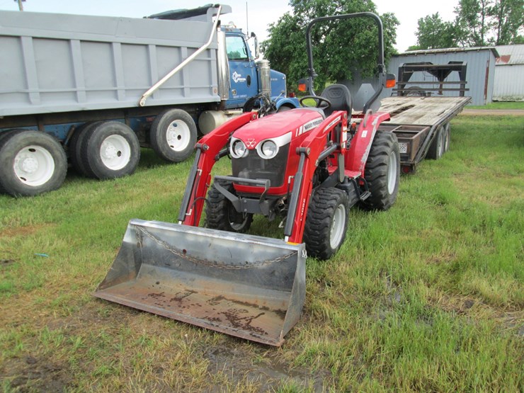 massey-ferguson-1734e-image-1