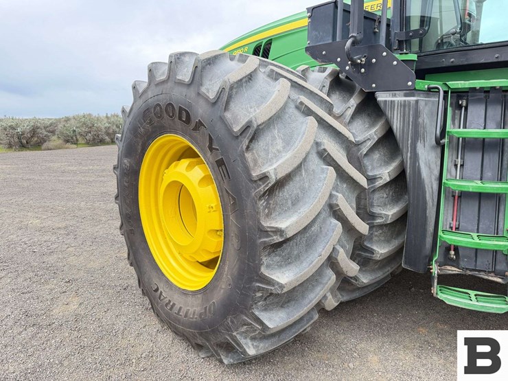 2012-john-deere-9510r-image-16