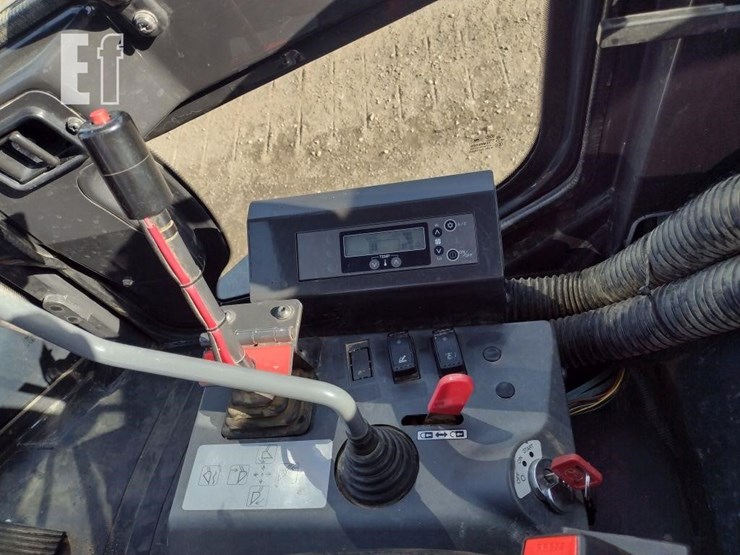 hitachi-zw80-5b-image-10