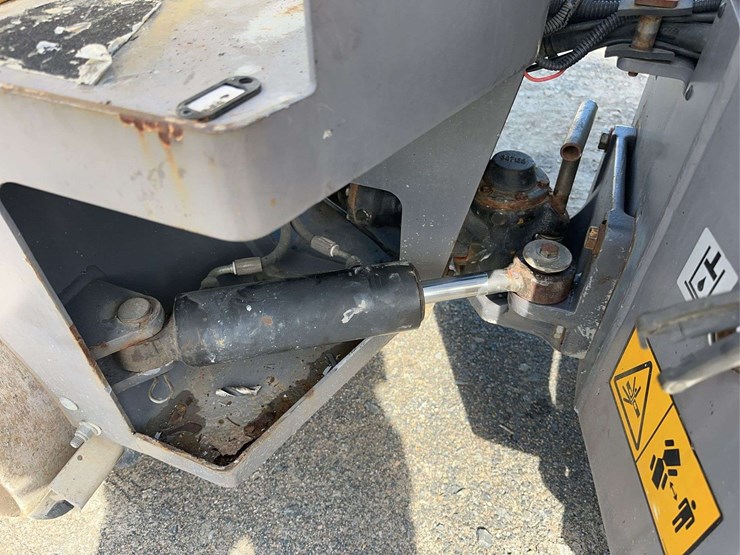 2016-dynapac-cc900g-image-13