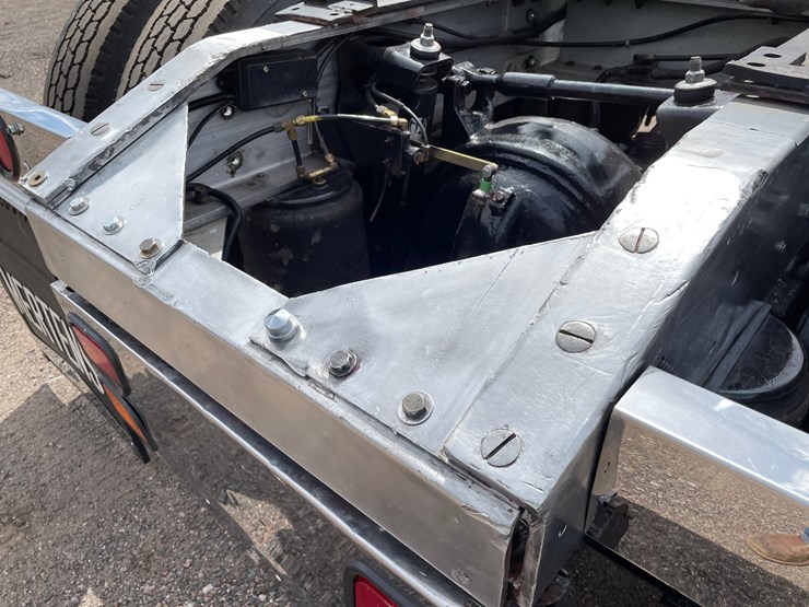 1970-peterbilt-358-image-53