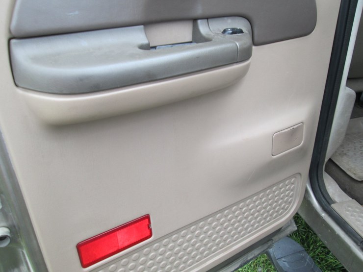 2004-ford-f250-image-21