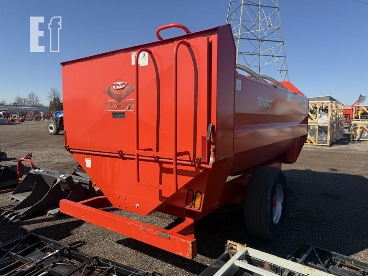 2013-kuhn-knight-ra142-image-6