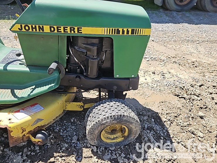 john-deere-111-image-11