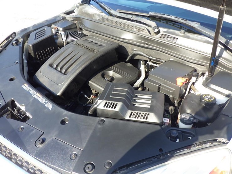 2013-chevrolet-equinox-image-10