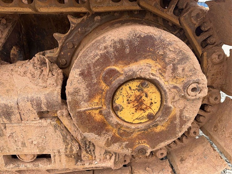 2004-caterpillar-d4g-xl-image-13