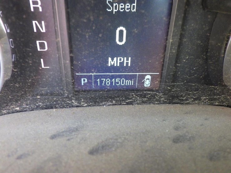 2018-chevrolet-1500-image-13