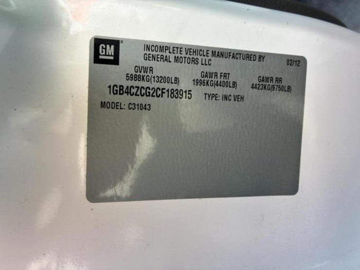 2012-chevrolet-silverado-3500-image-18