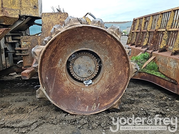 1994-caterpillar-836c-image-10