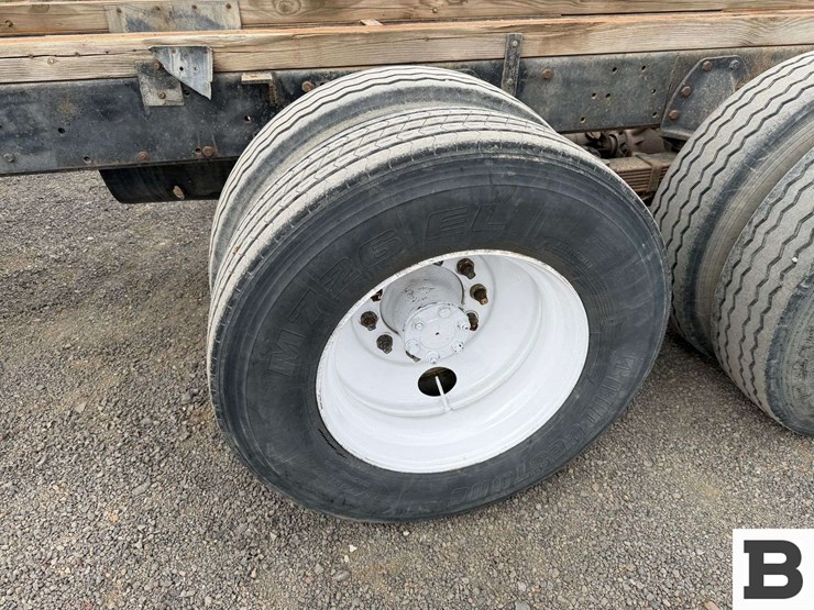 1974-international-f1800-image-23