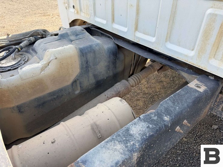 2010-ford-f250-image-27