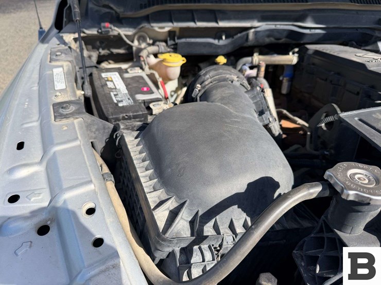 2012-dodge-3500-image-39