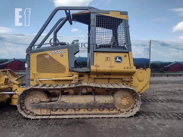 2004-deere-550j-lt-image-13