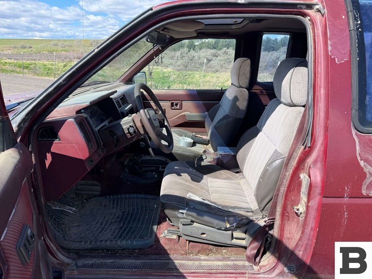 1987-nissan-pickup-image-23