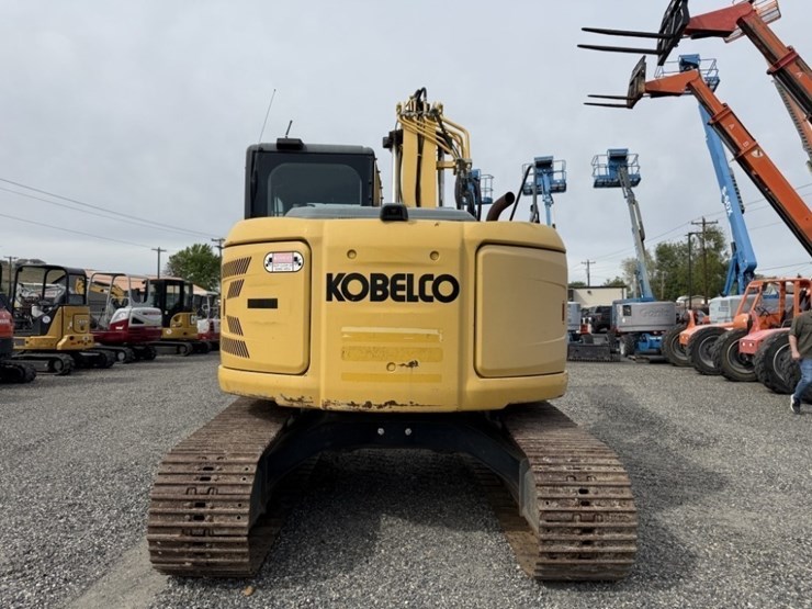 2016-kobelco-sk140sr-image-5