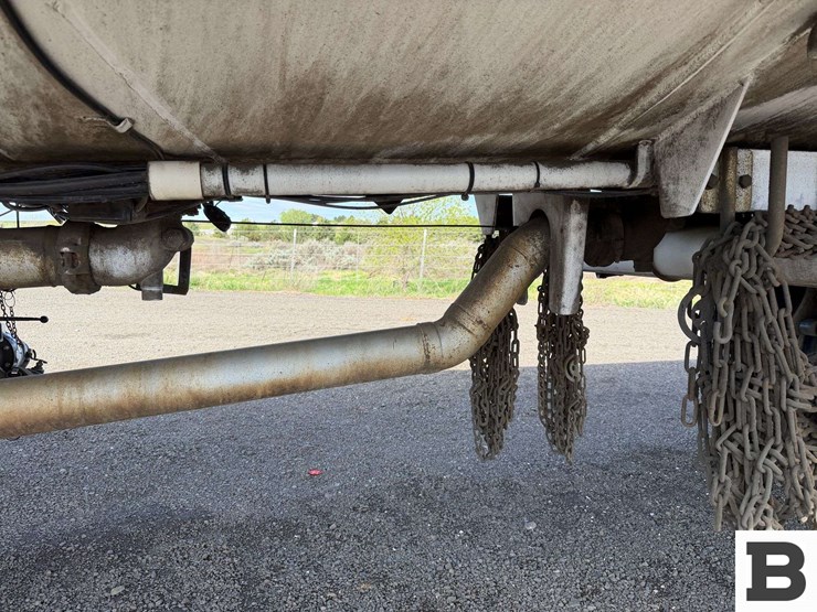 1990-beall-tanker-image-21